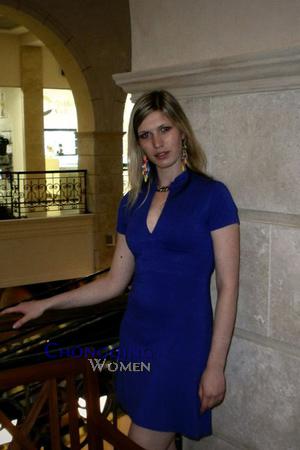 154215 - Yuliia Age: 35 - Ukraine