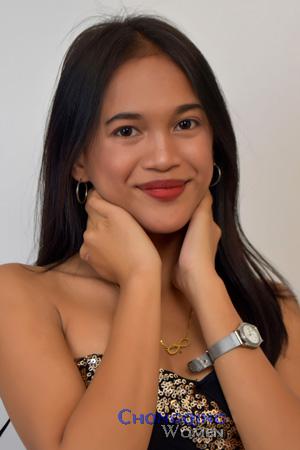 214759 - Ronnalyn Age: 18 - Philippines