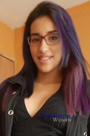 226106 - Nicole Age: 23 - Costa Rica