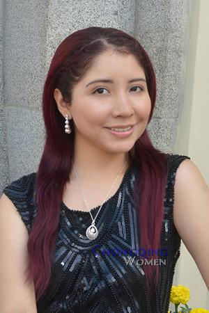 227290 - Leonela Age: 27 - Peru