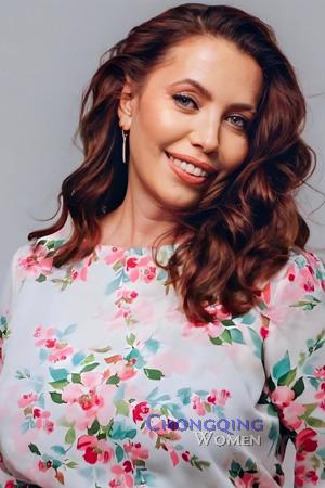 228205 - Yuliia Age: 58 - Ukraine